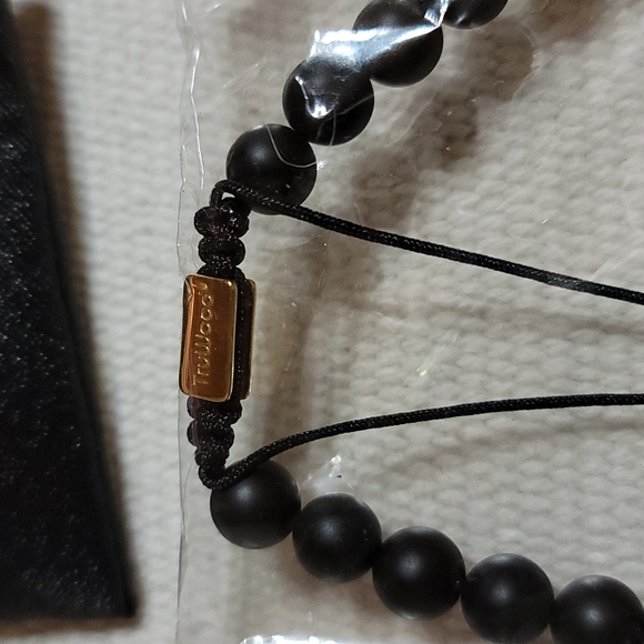 TruWood Men's Onyx and Rosewood Beaded Adjustable Bracelet - Picture 3 of 5